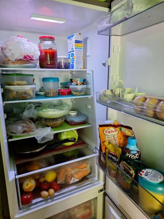 Продам холодильник