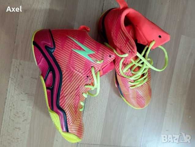 Нови 40 номер маратонки