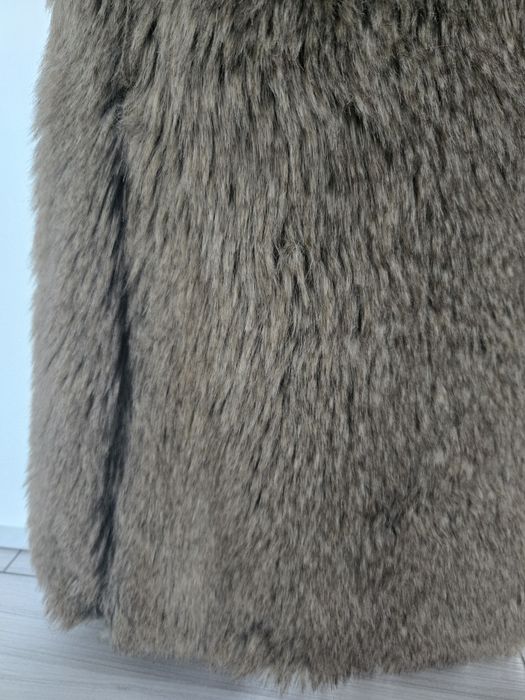 Vestă blană artificială Bershka/XS