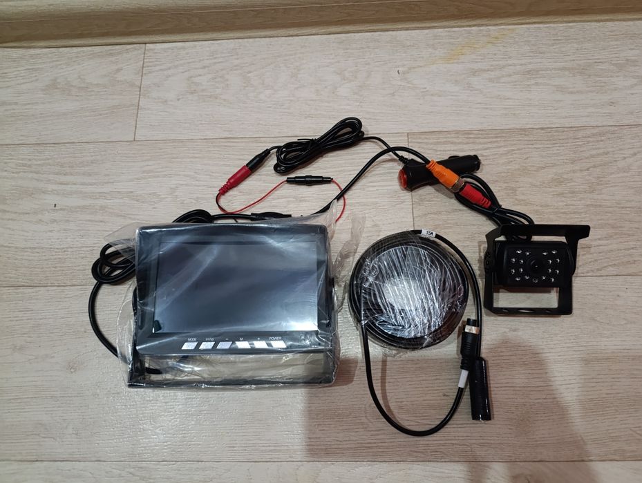 Камера заднего вида 12/24 вольт