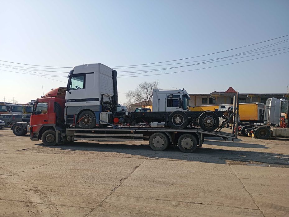 Transport agabaritic  buldoexcavator,Manitu,Cap tractor,utilaje agricole,chemping care,container