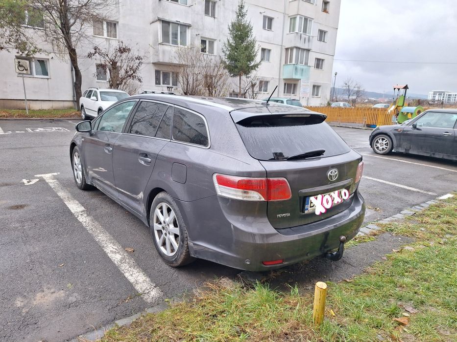 Toyota Avensis 177 CP