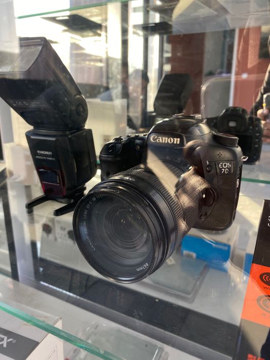 Canon EOS 7D.