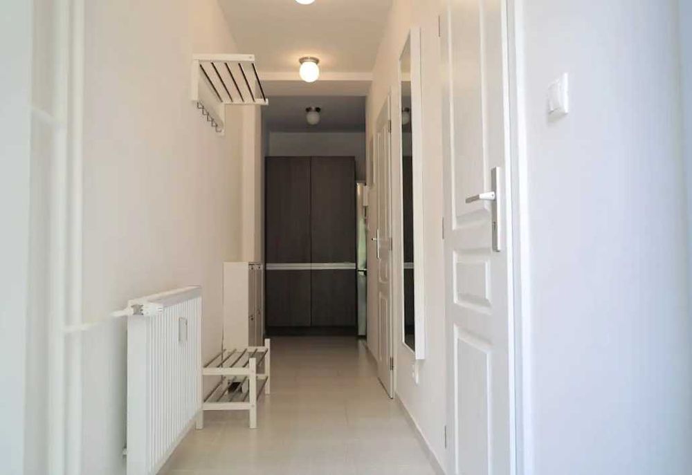 Дава се под наем Двустаен апартамент в Пловдив, Тракия - 60 кв.м за 255 € - Снимка #4