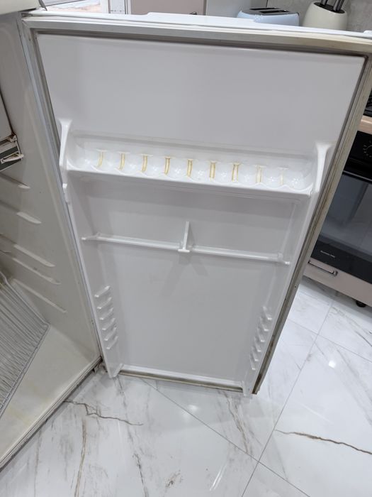 Холодилник сатылады