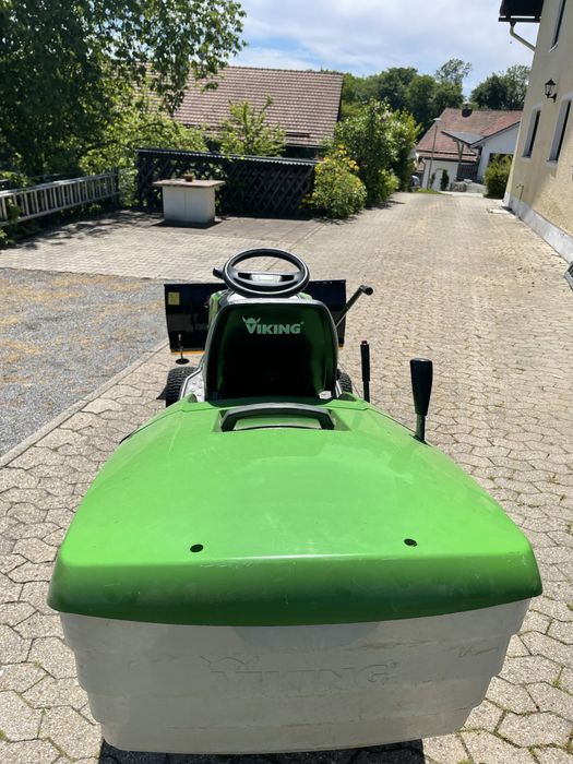 Tractoras de tuns iarba Viking 3 cutite 724cc