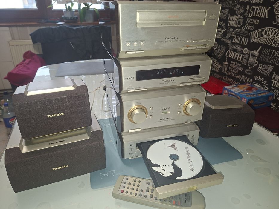 Hi-Fi Audio Technics,  sistem audio cu telecomandă + boxe, Japonia