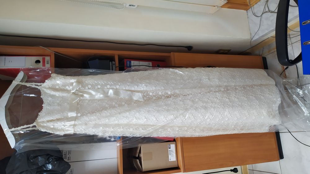 Булчинска рокля, цвят шампанско