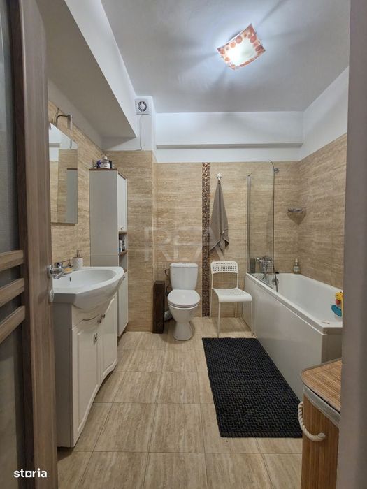 Apartament 3 camere | 73 mp | centrala proprie |