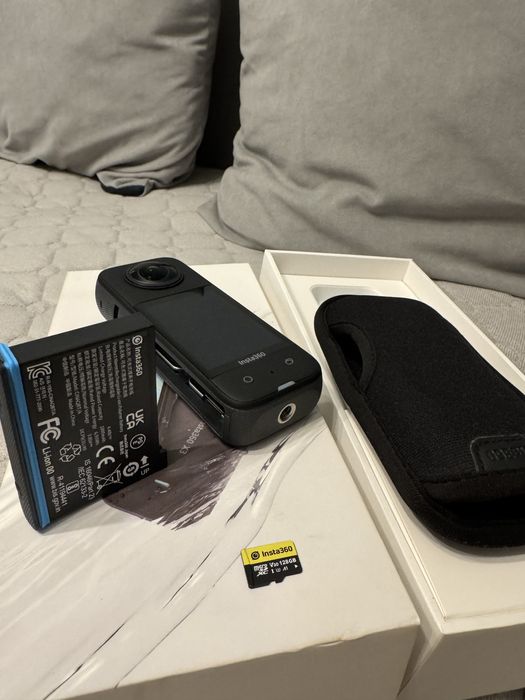 Экшн камера Insta360 X3 360