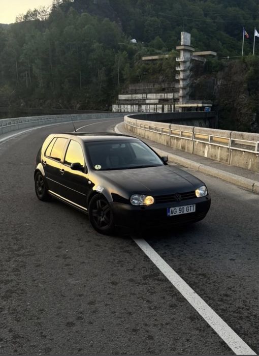 Fac schimburi cu e46 sau vând