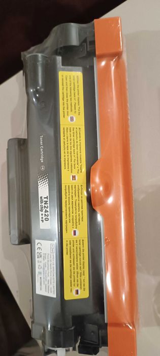 Чисто нова тонер касета