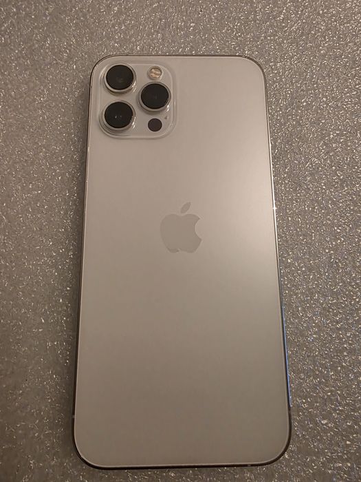 Iphohe 12 pro max за части