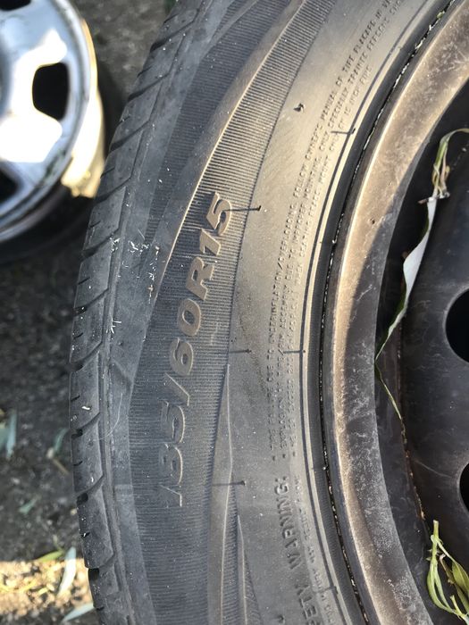 Джанти с гуми тойота ярис 185/60/15 дот21