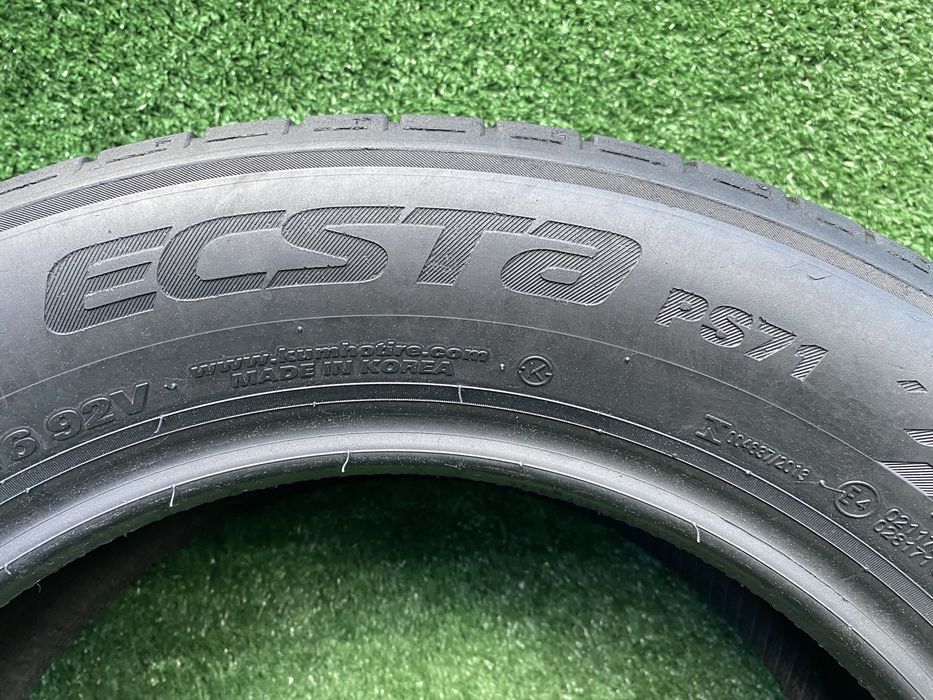 Set 4 anvelope vara Kumho Ecsta Ps71 205 60 R 16 92 V Dot 3620 Profil : 2 Bucati 5,34 , 2 bucati 4,6mm