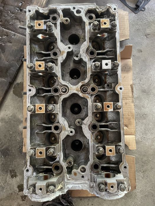 Lasetti 1.8 galovka b/u