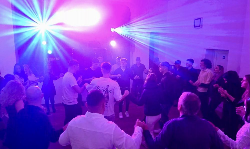 DJ evenimente, calitate si performanta + Servicii foto-video