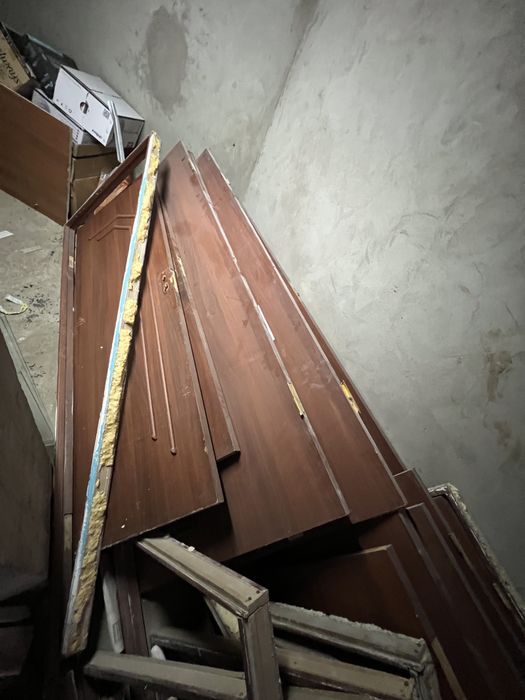 Двери межкомнатные бу