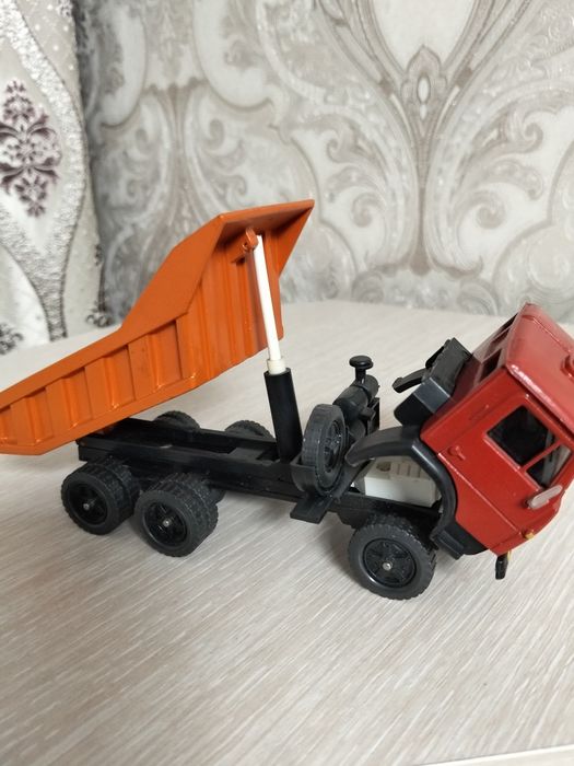 Модель КамАЗ 5511 ссср 81г