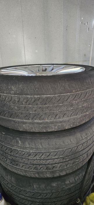 Продойотся диск с балонам