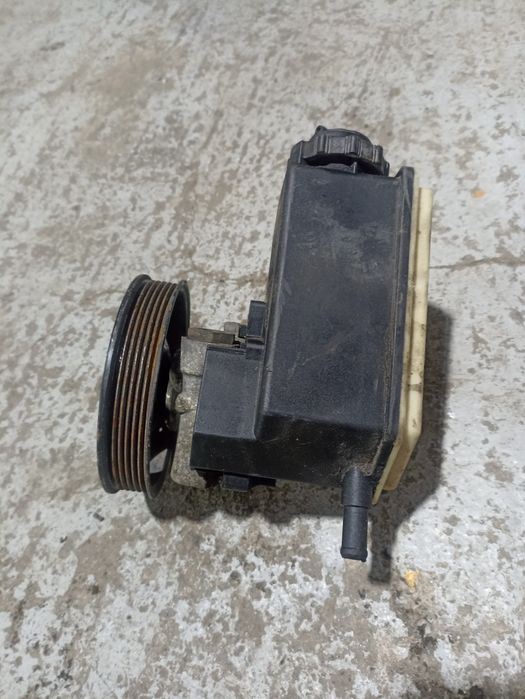 Насос Гура Opel vectra