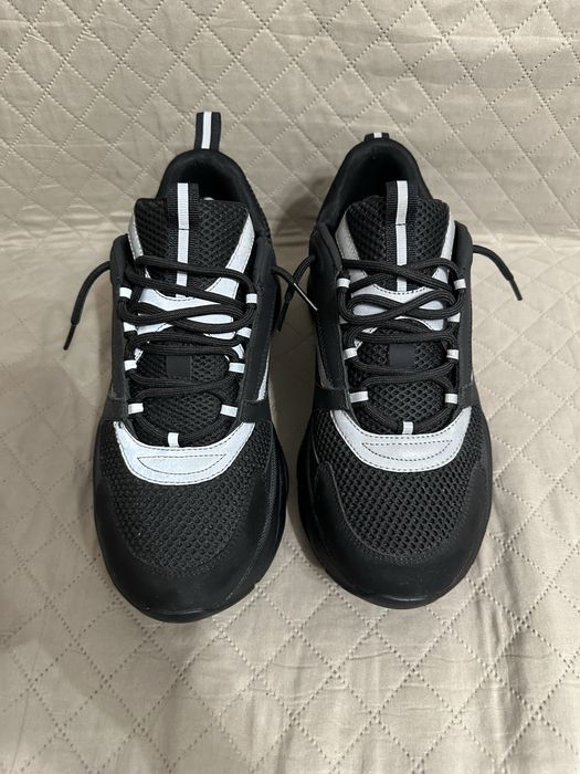Dior b22 black reflective