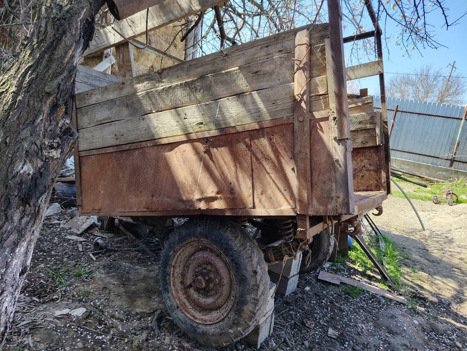 Продам усиленный прицеп