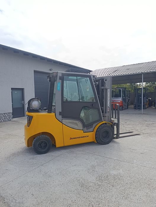 Motostivuitor stivuitor JUNGHEINRICH TFG 435