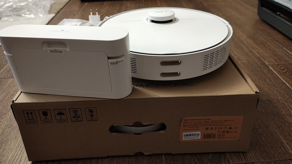 Robot aspirator 360 S5