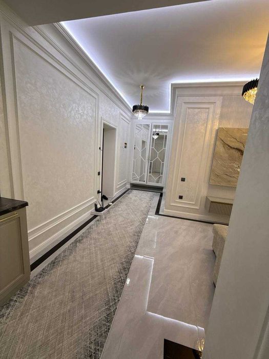 Аренда ул. Бабура, Новостройка, 2-х комнатная, с обстановкой, паркинг