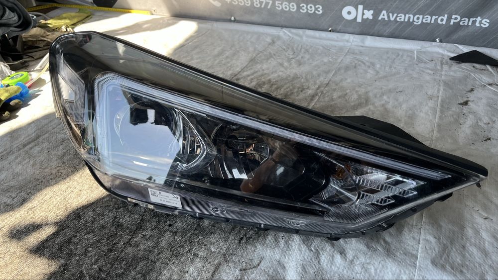 2 броя Десен фар Hyundai Tucson 4 2020-