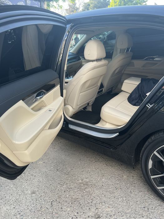BMW 730I GI 12 2019 yil