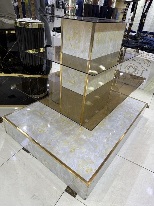 Vitrina витрина