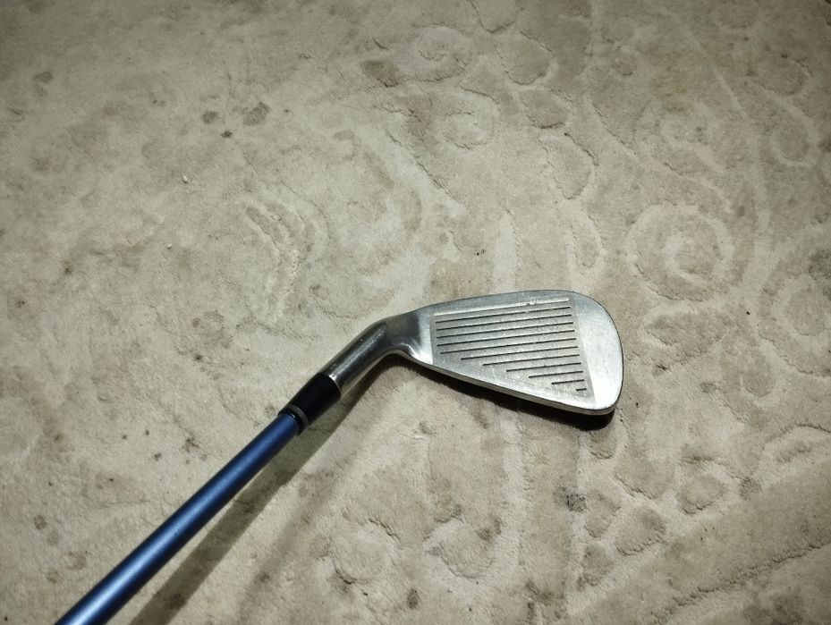 Гольф клюшка новая 300 000