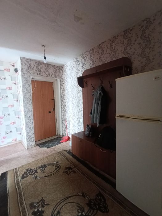 Продам 3-ком., 50 лет Октября, 8