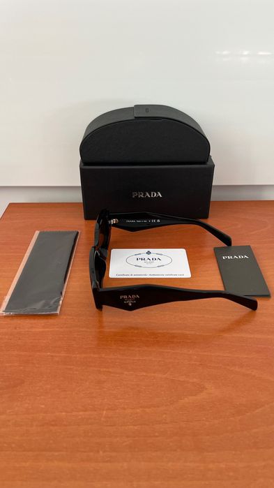 Prada слънчеви очила