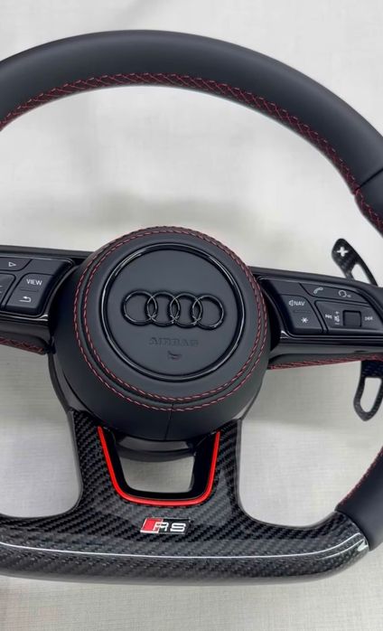Ауди RS волан оригинал, карбон, изцяло ръчна изработка