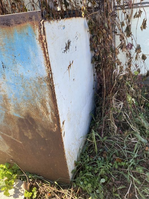 Продам емкость железо