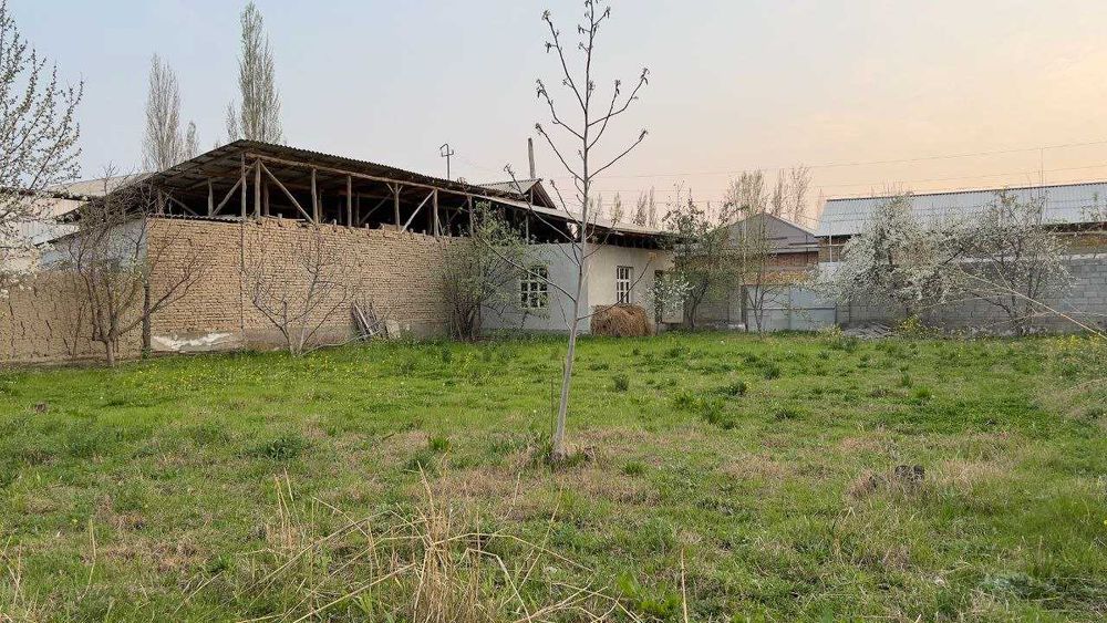 Учаска сотилади!  8 сотих. Аввалда