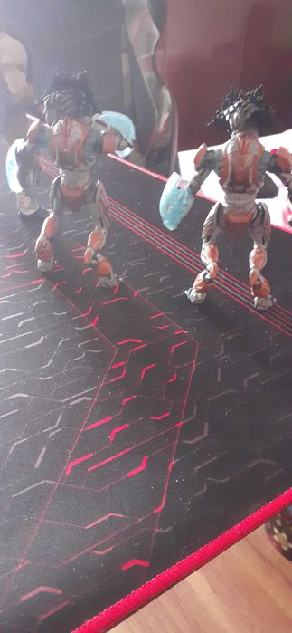 Продавам фигурки на Mcfarlane