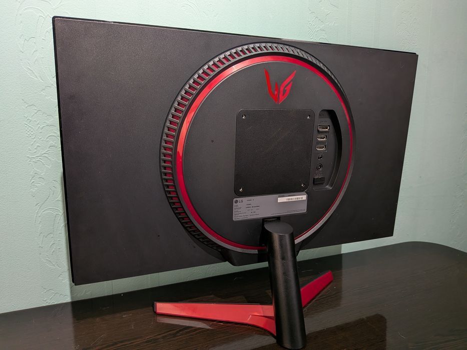 Игровой монитор LG 24GN600-B 144hz в отличном состоянии