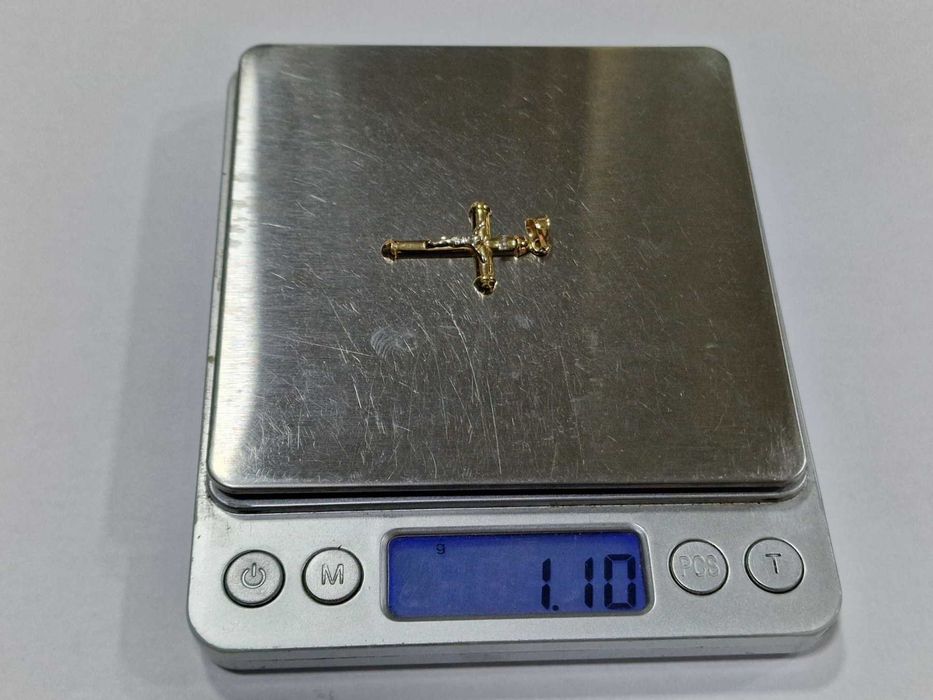 Висулка златен кръст 14К 585 / 1,10 гр.