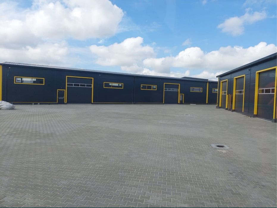 Vand Hala Metalica industriala cu panouri sandwich completa