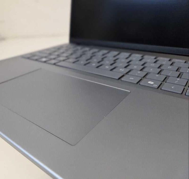 Dell Inspiro 16 5640