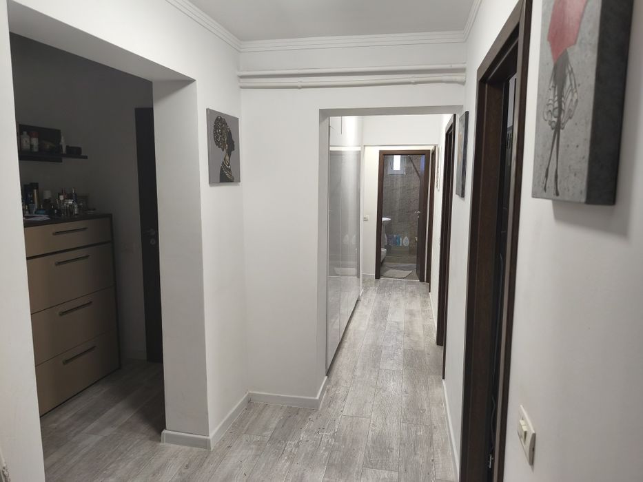 Ap.4 Cam. 1 Mai - Ciuperca , Decomandat 86 Mp,Renovat Total Centrala