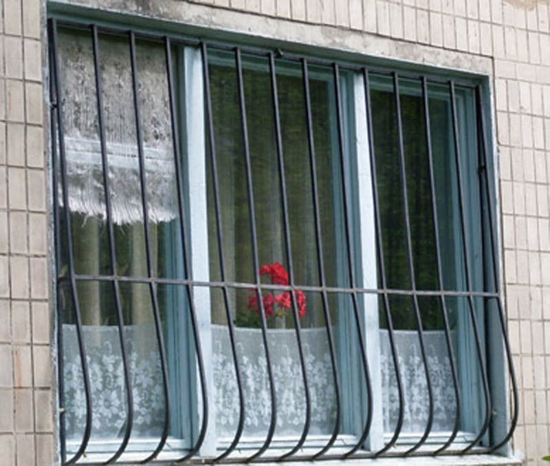 Решётки на окна.