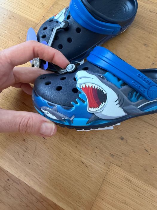 KIDS CROCS fun lab lights clogs 25-26 euro