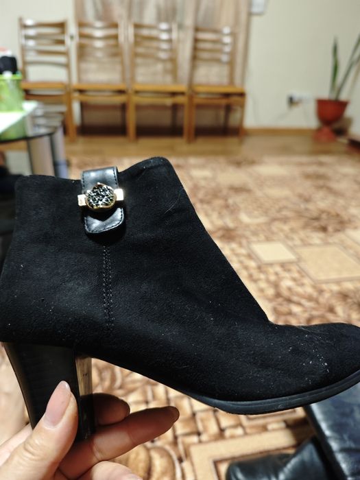 Обувь женская ,сапоги, полуботинки