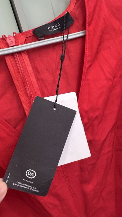 Новое  платье красивое . Дешево