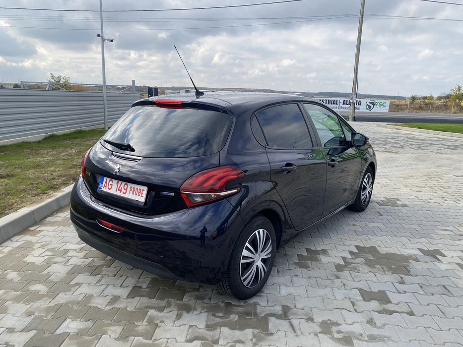 Peugeot 208  /1.2 benzina / Euro6